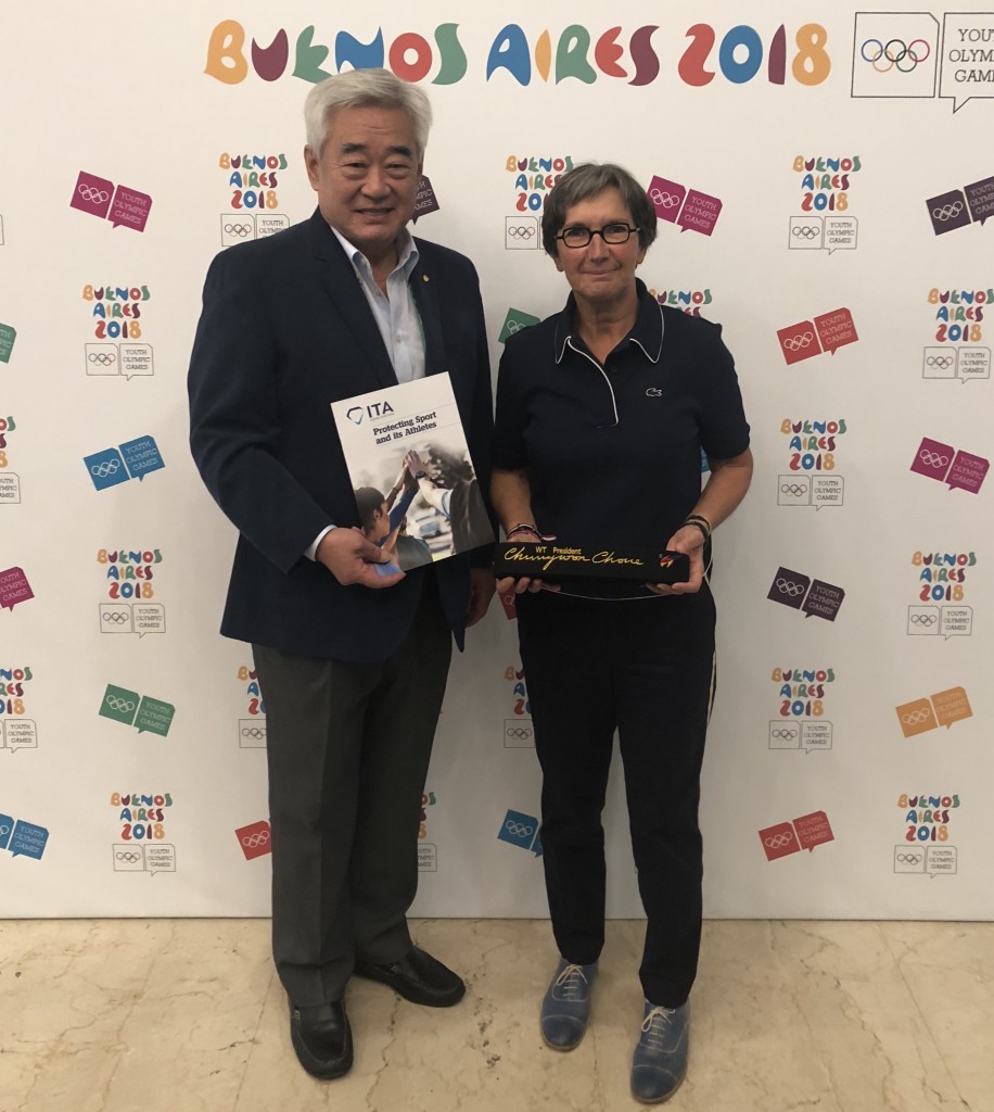 World_Taekwondo_President_Chungwon_Choue__and_ITA_Chair_Dr_Valérie_Fourneyron_after_signing_the_partnership_in_Buenos_Aires